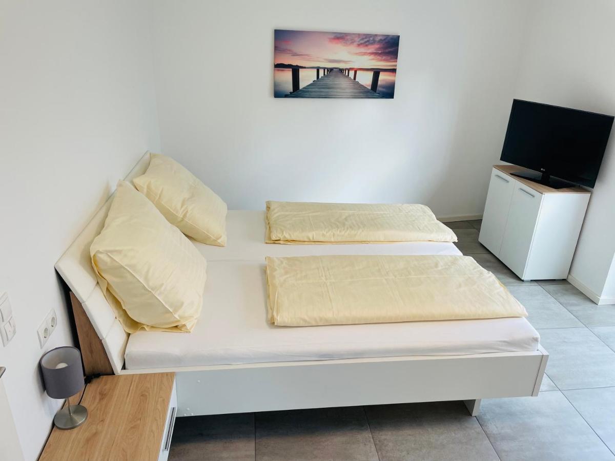 Deluxe Ferienwohnung Am Strandbad Friedrichshafen Bagian luar foto